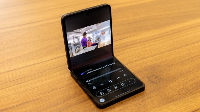 Teste de bateria | Galaxy Z Flip 7 mantém autonomia mediana
