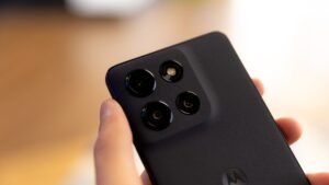 Teste de bateria | Moto G86 se destaca com excelente autonomia