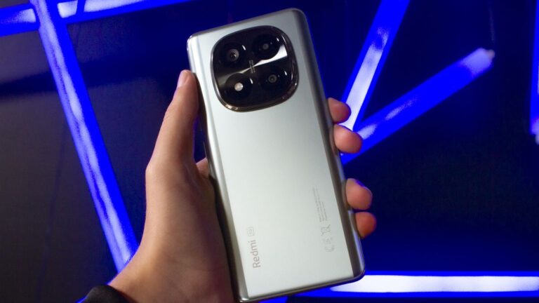 Xiaomi trabalha em bateria gigante de 9.000 mAh para celular Redmi, diz leaker