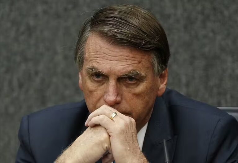 "Deixem Bolsonaro falar!": EUA condenam prisão de Bolsonaro por ordem de Moraes e diz que ministro do STF quer ‘silenciar a oposição’