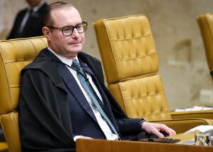 Zanin permite compartilhamento de dados do Coaf à polícia sem autorização judicial