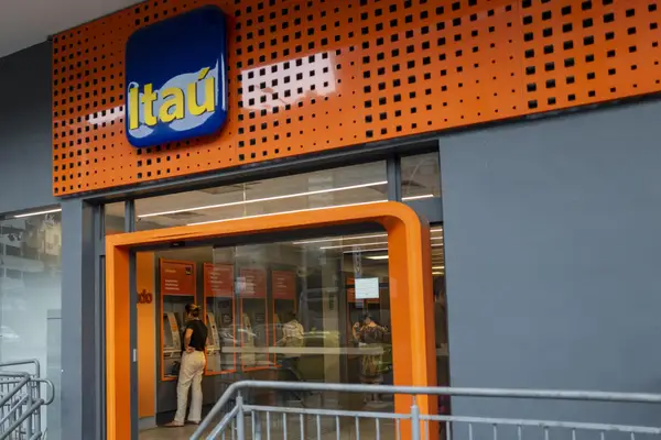 MPT investiga demissões em massa de funcionários em regime remoto pelo Itaú