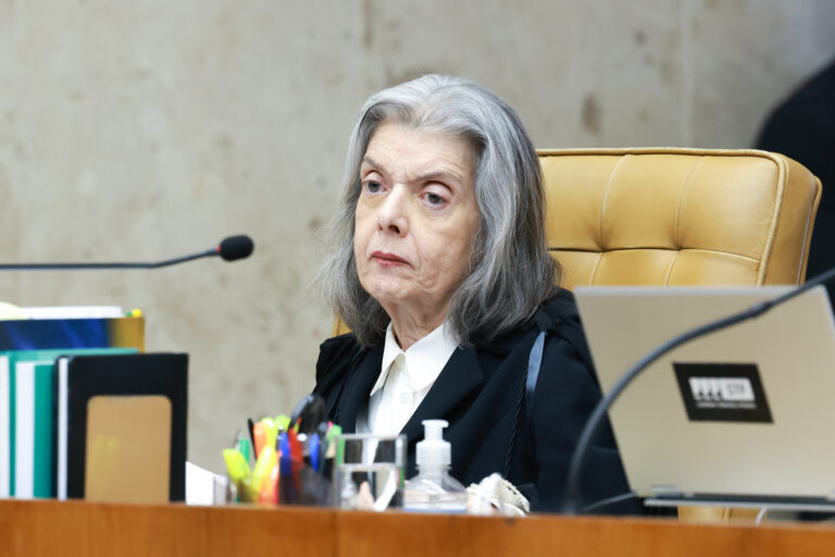 Carmém Lúcia pede vistas e julgamento sobre perda de bens de colaboradores da Lava Jato é suspenso