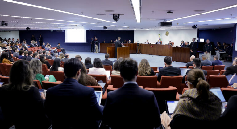 STF retoma julgamento de Bolsonaro e outros réus do núcleo central da trama golpista