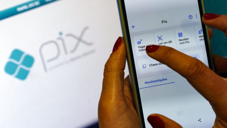 Ataque hacker afeta Pix do HSBC e desvia quase R$ 500 milhões