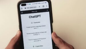 ChatGPT terá controle parental e alerta de momentos de 'grande angústia'