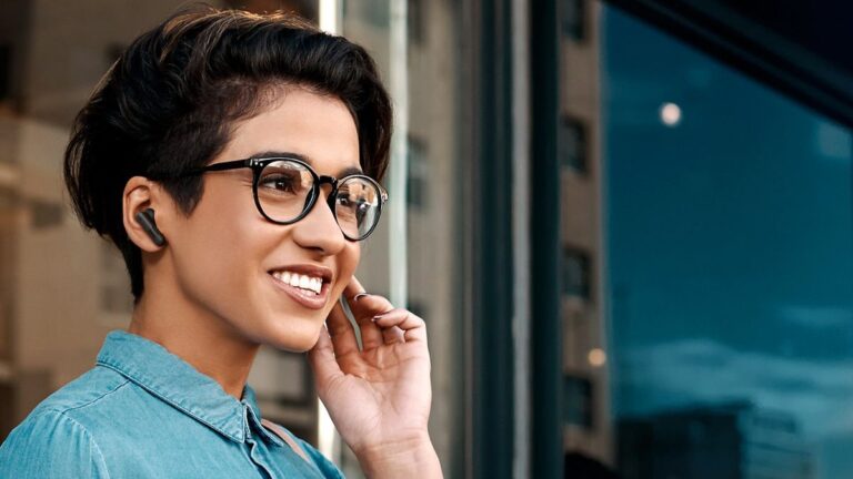 Com IA e 6 microfones, fone da Dell promete isolar voz em qualquer ambiente