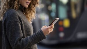 Espectro total | Cientistas criam chip 6G que é 10 mil vezes mais rápido que 5G