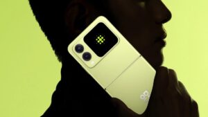 Huawei prepara celular dobrável para rivalizar com Galaxy Z Flip 7; conheça