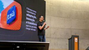 IA precisa resolver problemas reais, e não ser a finalidade, diz CTO do Itaú