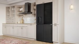 LG mostra geladeiras que reconhecem rotinas para gelar mais na hora certa