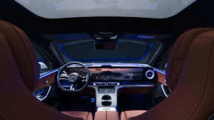 Mercedes-Benz explica por que telas grandes não são mais o futuro de seus carros