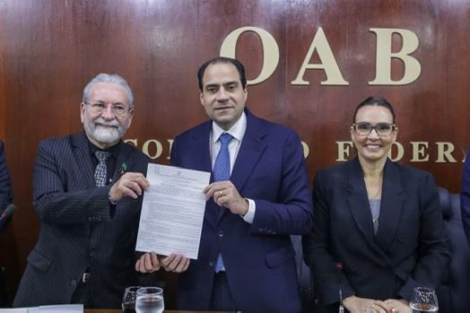 CFM e OAB Nacional firmam acordo que prevê troca de experiências sobre fiscalização e exames profissionais