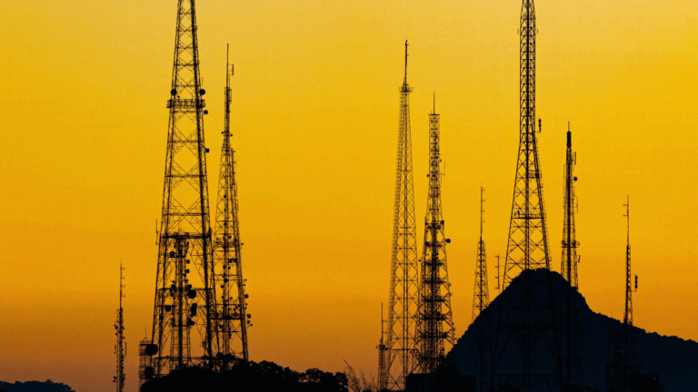 Setor de telecom deve se beneficiar da reforma tributária, afirmam especialistas