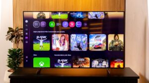 TV Samsung para o quarto: QLED de 43'' entra em promoção imperdível