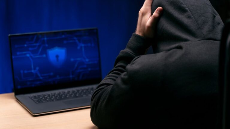 Vazamento massivo expõe dados de 252 milhões de pessoas em 7 países