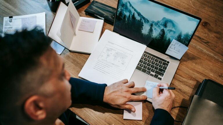 Vivo abre 16 vagas afirmativas para talentos negros na área de tecnologia