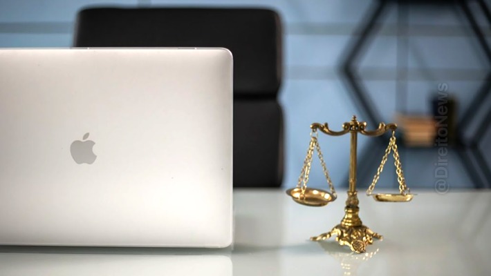 Justiça do RJ proíbe empresa de realizar atividades de exercício irregular da advocacia