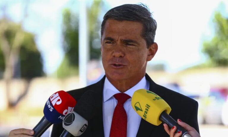 Moraes mantém prisão de general Mário Fernandes por comprovada “periculosidade”