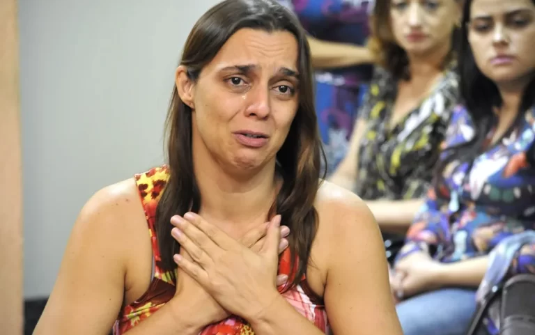 Por motivos de saúde, Justiça concede prisão domiciliar para mãe condenada por morte de bebê em escaninho 