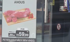 'Petista não é bem-vindo': Justiça de Goiás determina retirada de cartaz em açougue