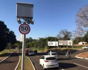 Justiça suspende multas registradas por radares no último ano em Campo Grande