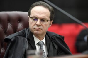 STJ define que ato libidinoso com pessoa dormindo configura estupro de vulnerável