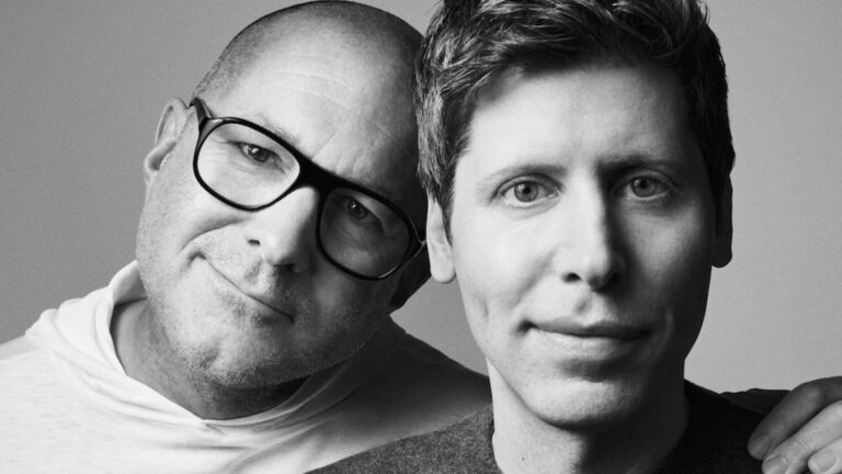 5 frases de Jony Ive sobre tornar a IA um aparelho físico que "nos faça feliz"