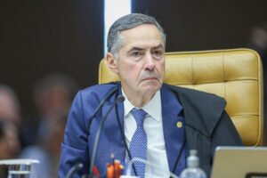 STF dá prazo de 24 meses para que Congresso legisle sobre proteção de trabalhadores diante da automação