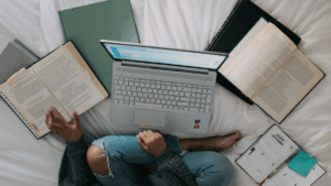 7 prompts ideais para estudar para concursos públicos