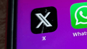 Apagão na AWS, fim de Vale Tudo, roubo no Louvre e mais: virais da semana