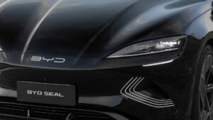 BYD derruba preços e esportivo elétrico sai a preço de Civic