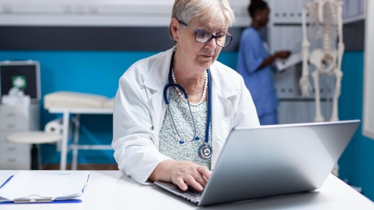 IA na saúde pode criar "jogo de culpa" juridicamente complexo em falhas médicas