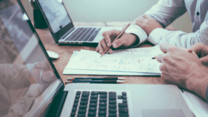 IA no trabalho: 7 comandos essenciais para gerenciar projetos