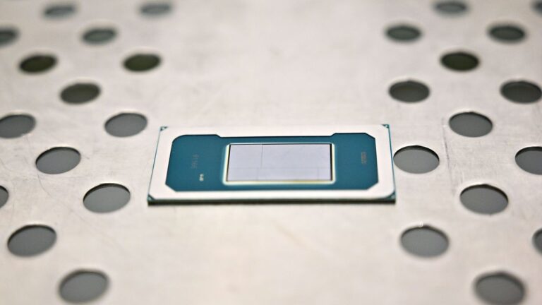 Novos Intel Panther Lake vazam com desempenho de CPU "não muito animador"