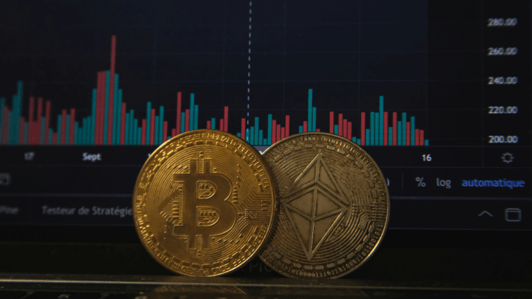 Parceira do PayPal cria US$ 300 trilhões em criptomoedas por engano