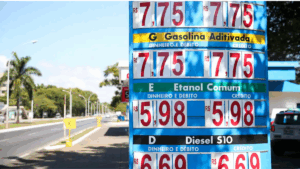 Por que a gasolina continua cara no Brasil mesmo com 30% de etanol?
