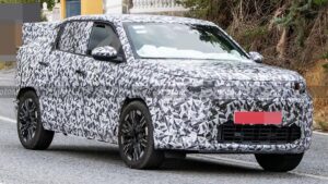 Próxima geração do Fiat Fastback é vista em testes na Europa; veja o que sabemos