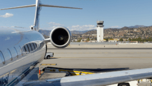 "Shutdown" federal deixa aeroporto dos EUA sem torre de controle e causa caos