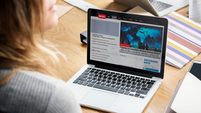 Uso da IA já é massivo, mas ler notícias não está no comportamento do usuário