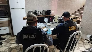 Justiça afasta policiais militares rodoviários por suspeita de cobrar propina de motoristas via pix para evitar multas