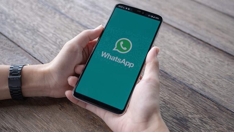 Juiz condena homem por calúnia e difamação contra sua ex-advogada em grupo de WhatsApp