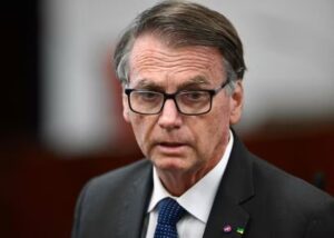 Bolsonaro pode recorrer e tentar reduzir pena de condenação no STF até esta segunda-feira (27)