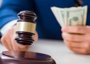 Justiça de São Paulo dispensa advogada de custas processuais com base na nova lei 15.109/25