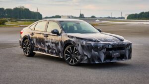 12ª geração do Honda Civic terá plataforma inédita e nova dinâmica de direção