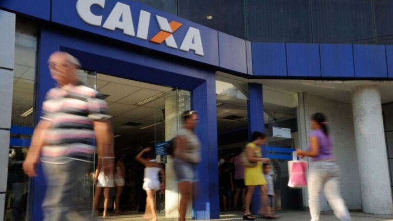 Caixa abre 50 mil vagas para curso grátis em IA com foco em finanças e negócios