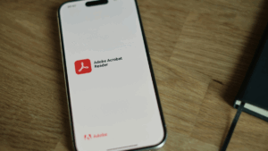 Como organizar PDFs e outros arquivos com a nova IA da Adobe