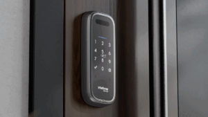 Fechadura digital brasileira lê veias da palma da mão e não precisa das digitais