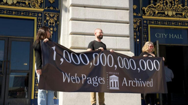 Internet Archive arquiva trilionésima página e respira aliviado: "Sobrevivemos”