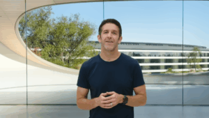 John Ternus: quem é o possível sucessor de Tim Cook como CEO da Apple?